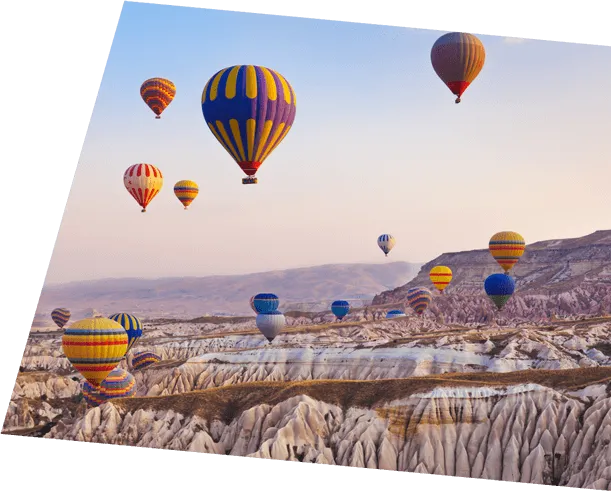 Fliegende Heißluftballone.